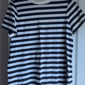 Old Navy Black and White Striped Tee dresses